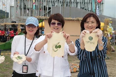 太陽餐桌|新美館開園第三週「太陽餐桌」與大地共創 閱讀節、鼓藝節接續。